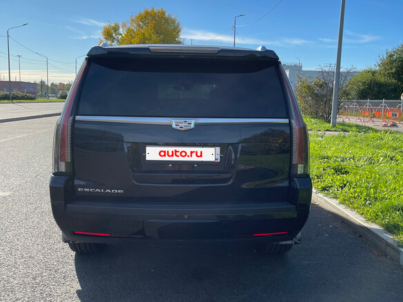 2016 Cadillac Escalade IV, чёрный, 3100000 рублей - вид 4