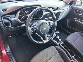 2021 Kia Rio IV Рестайлинг, красный, 1749000 рублей, вид 5