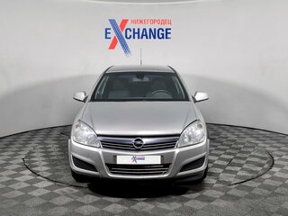2011 Opel Astra H Рестайлинг, серебристый, 349000 рублей, вид 1