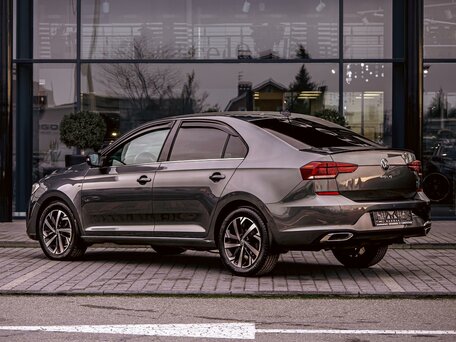 2021 Volkswagen Polo VI, серый, 1365000 рублей, вид 4
