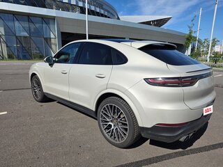 2020 Porsche Cayenne Coupé III, бежевый, 8950000 рублей, вид 3