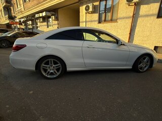 2014 Mercedes-Benz E-Класс 200 IV (W212, S212, C207) Рестайлинг, белый, 1850000 рублей, вид 2