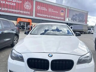 2011 BMW 5 серии 520d VI (F10/F11/F07), белый, 1850000 рублей, вид 2