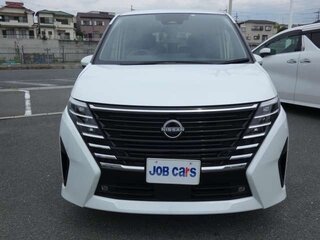 2023 Nissan Serena VI (C28), белый, 2270300 рублей, вид 2