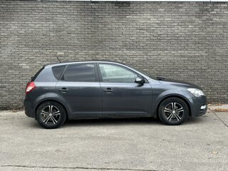 2010 Kia Ceed I Рестайлинг, серый, 689000 рублей, вид 4