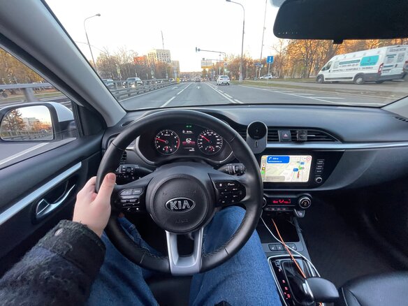 2020 Kia Rio X IV Рестайлинг, белый, 1940000 рублей - вид 35