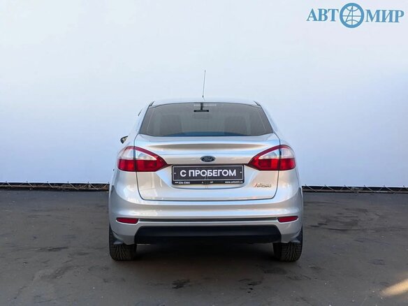 2015 Ford Fiesta Mk6 Рестайлинг, серебристый, 709000 рублей - вид 5