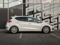 2017 Kia Ceed II Рестайлинг, белый, 1445000 рублей - вид 4