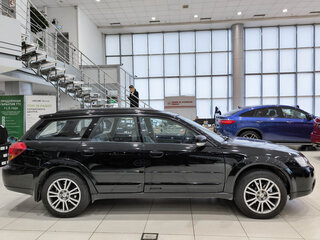2004 Subaru Outback III, чёрный, 875000 рублей, вид 4