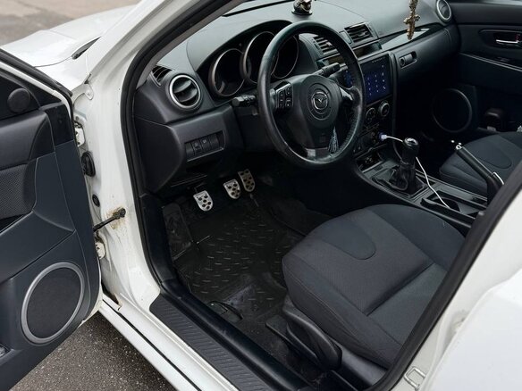 2008 Mazda 3 I (BK) Рестайлинг, белый, 600000 рублей - вид 9