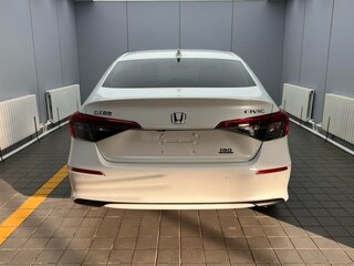 2022 Honda Civic XI, белый, 1270000 рублей, вид 4