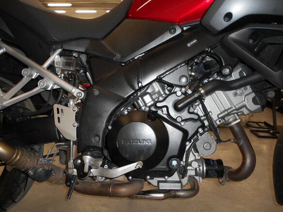 2014 Suzuki V-Strom 1000, красный, 620000 рублей - вид 17