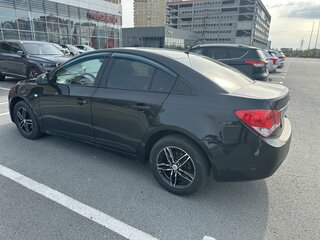 2013 Chevrolet Cruze I Рестайлинг, чёрный, 550000 рублей, вид 2