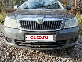 2011 Skoda Octavia II (A5) Рестайлинг, серый, 449999 рублей, вид 1