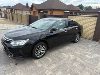 2015 Toyota Camry VII (XV50) Рестайлинг, чёрный, 2150000 рублей, вид 2