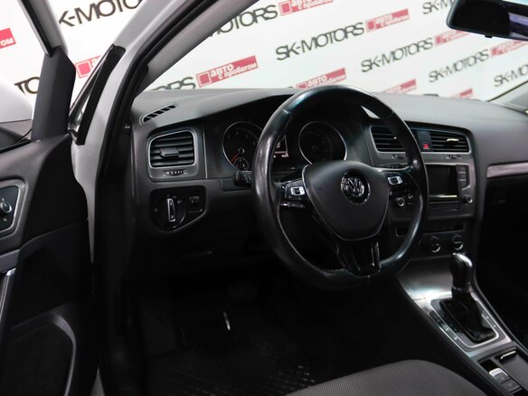 2013 Volkswagen Golf VII, белый, 995170 рублей - вид 8