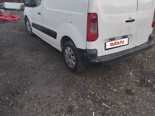 2010 Peugeot Partner II, белый, 225000 рублей, вид 3