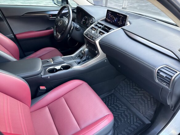 2019 Lexus NX 300h I Рестайлинг, белый, 3250000 рублей - вид 6