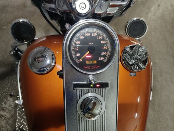 2000 Harley-Davidson Road King, оранжевый, 879000 рублей - вид 5