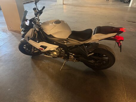 2015 BMW S 1000 R, белый, 1010000 рублей, вид 1