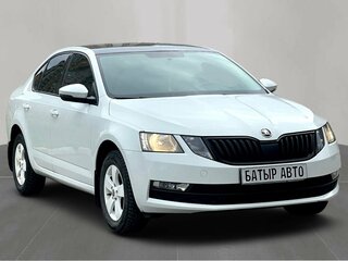2018 Skoda Octavia III (A7) Рестайлинг, белый, 1500000 рублей, вид 2