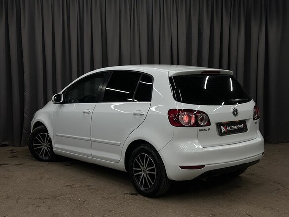 2011 Volkswagen Golf Plus II, белый, 799999 рублей - вид 2