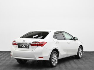2013 Toyota Corolla XI (E160, E170, E180), белый, 1209000 рублей, вид 2