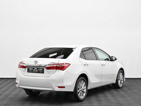 2013 Toyota Corolla XI (E160, E170, E180), белый, 1209000 рублей, вид 2