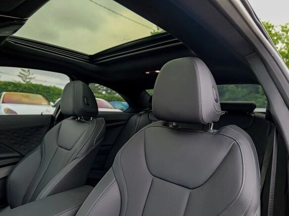 2026 BMW 2 серии M240i xDrive G42 Рестайлинг, белый, 11391360 рублей - вид 6