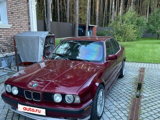 1992 BMW 5 серии 525i III (E34), красный, 870000 рублей, вид 2