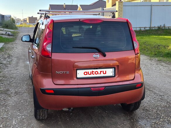 2007 Nissan Note I, красный - вид 1