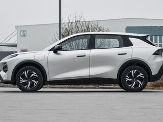 2026 Changan Qiyuan Q05 40.3 kWh II, серебристый, 1795000 рублей, вид 3