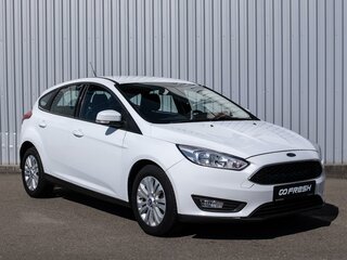 2018 Ford Focus III Рестайлинг, белый, 1080000 рублей, вид 1