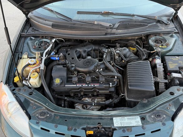 2000 Dodge Stratus II, зелёный, 135000 рублей - вид 8