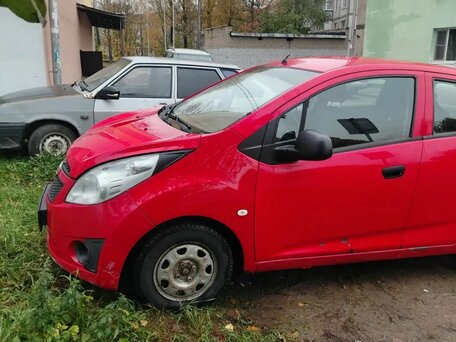 2013 Chevrolet Spark III, красный, 540000 рублей, вид 4
