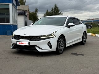 2020 Kia K5 III, белый, 1750000 рублей, вид 1