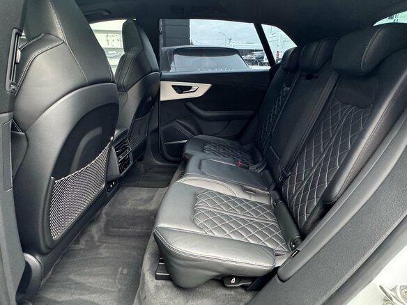 2020 Audi Q8 50 TDI I (4M), белый, 7990000 рублей - вид 27