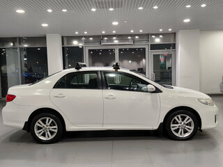 2011 Toyota Corolla X (E140, E150) Рестайлинг, белый, 878000 рублей, вид 4