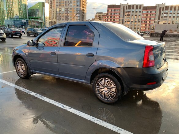 2011 Renault Logan I Рестайлинг, синий, 330000 рублей - вид 4