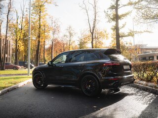 2015 Porsche Cayenne GTS II Рестайлинг (958), чёрный, 3800000 рублей, вид 3