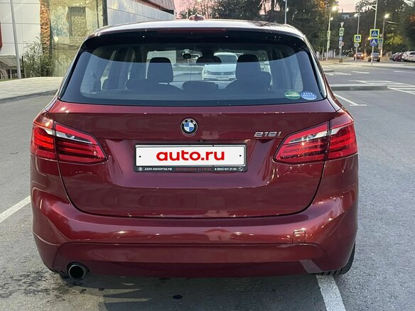 2017 BMW 2 серии Gran Tourer Gran Tourer 218i F46, красный, 1495000 рублей - вид 6