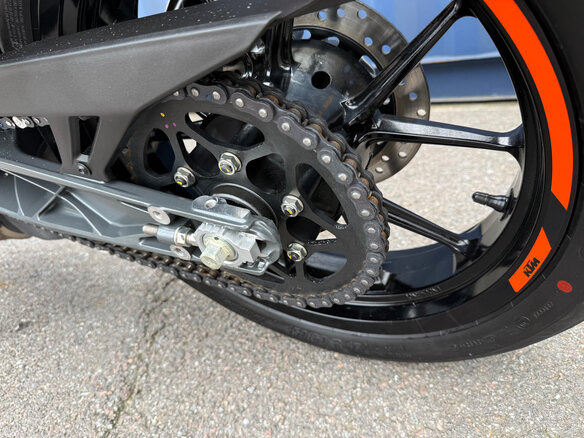 2023 KTM 390 Duke, красный, 550000 рублей - вид 20