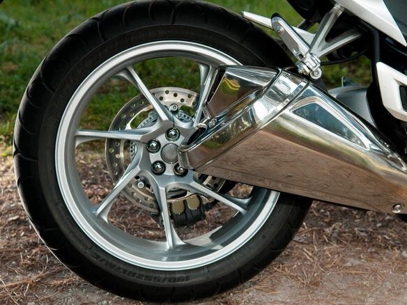 2012 Honda VFR 1200, коричневый, 1199999 рублей - вид 7