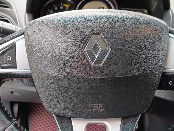 2012 Renault Megane III Рестайлинг, белый, 690000 рублей - вид 13