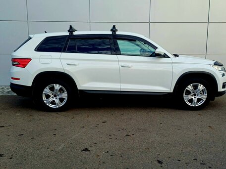 2018 Skoda Kodiaq I, белый, 2175000 рублей, вид 4