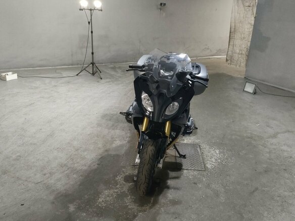 2018 BMW R 1200 RS, чёрный, 975000 рублей - вид 2