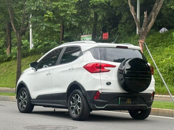 2021 BYD Yuan Pro (50 kWh) I Рестайлинг 2 (Pro), белый - вид 1
