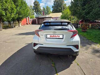 2019 Toyota C-HR I Рестайлинг, белый, 1960000 рублей, вид 3