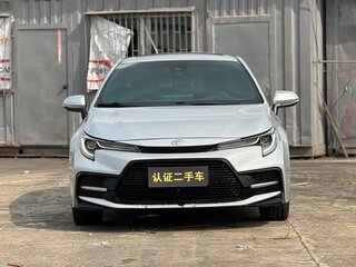 2022 Toyota Corolla Sporty XII (E210) Рестайлинг, серебристый, 1403000 рублей, вид 2