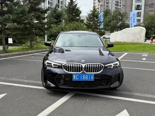 2023 BMW 3 серии 320i VII (G2x) Рестайлинг, чёрный, 3370300 рублей, вид 2